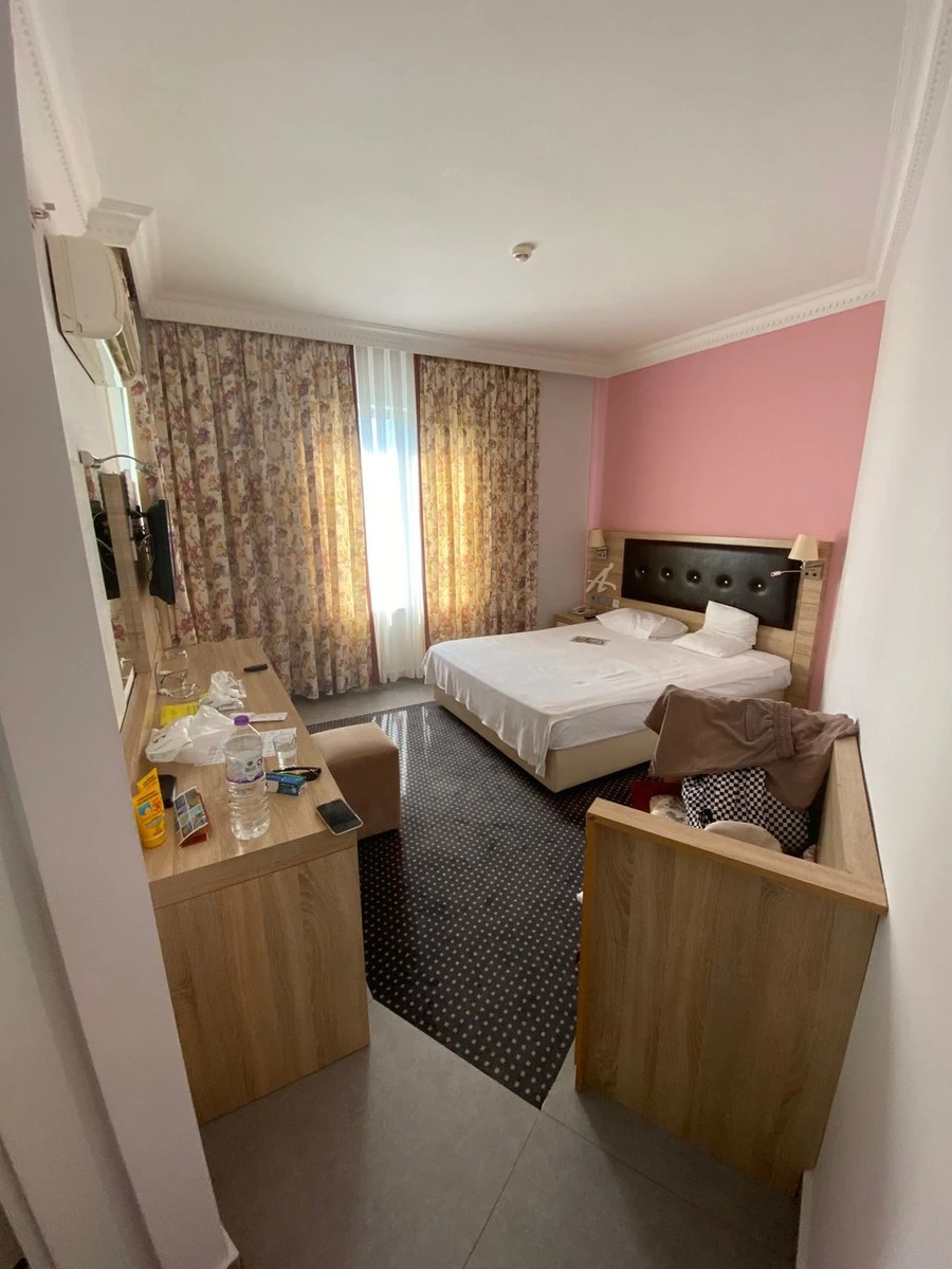 Фото отеля ANANAS HOTEL