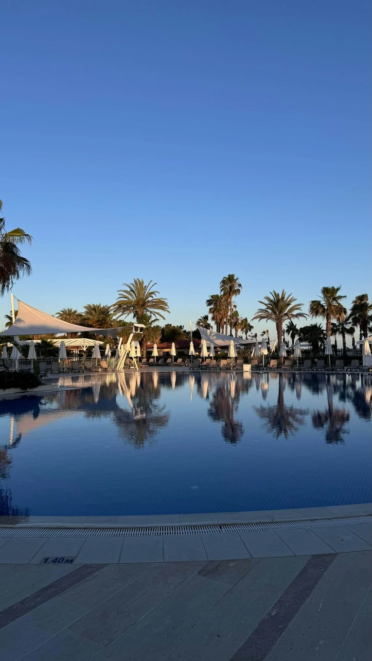 Фото отеля BELLIS DELUXE HOTEL