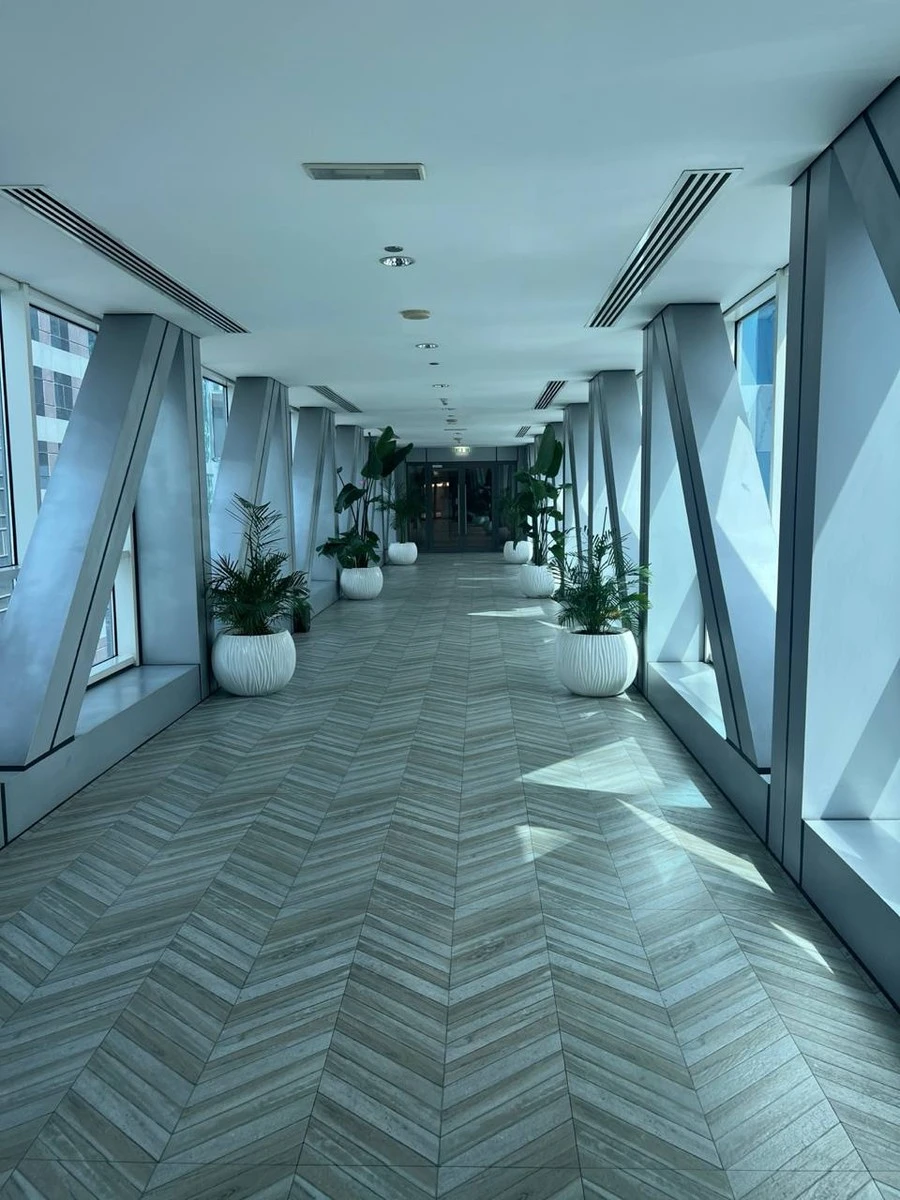 Фото отеля ROSE RAYHAAN BY ROTANA