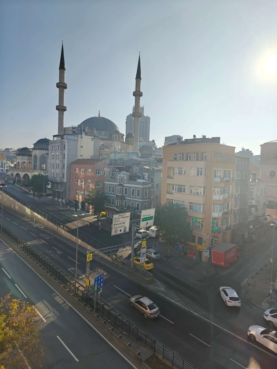 Фото отеля TAXIM TOWN