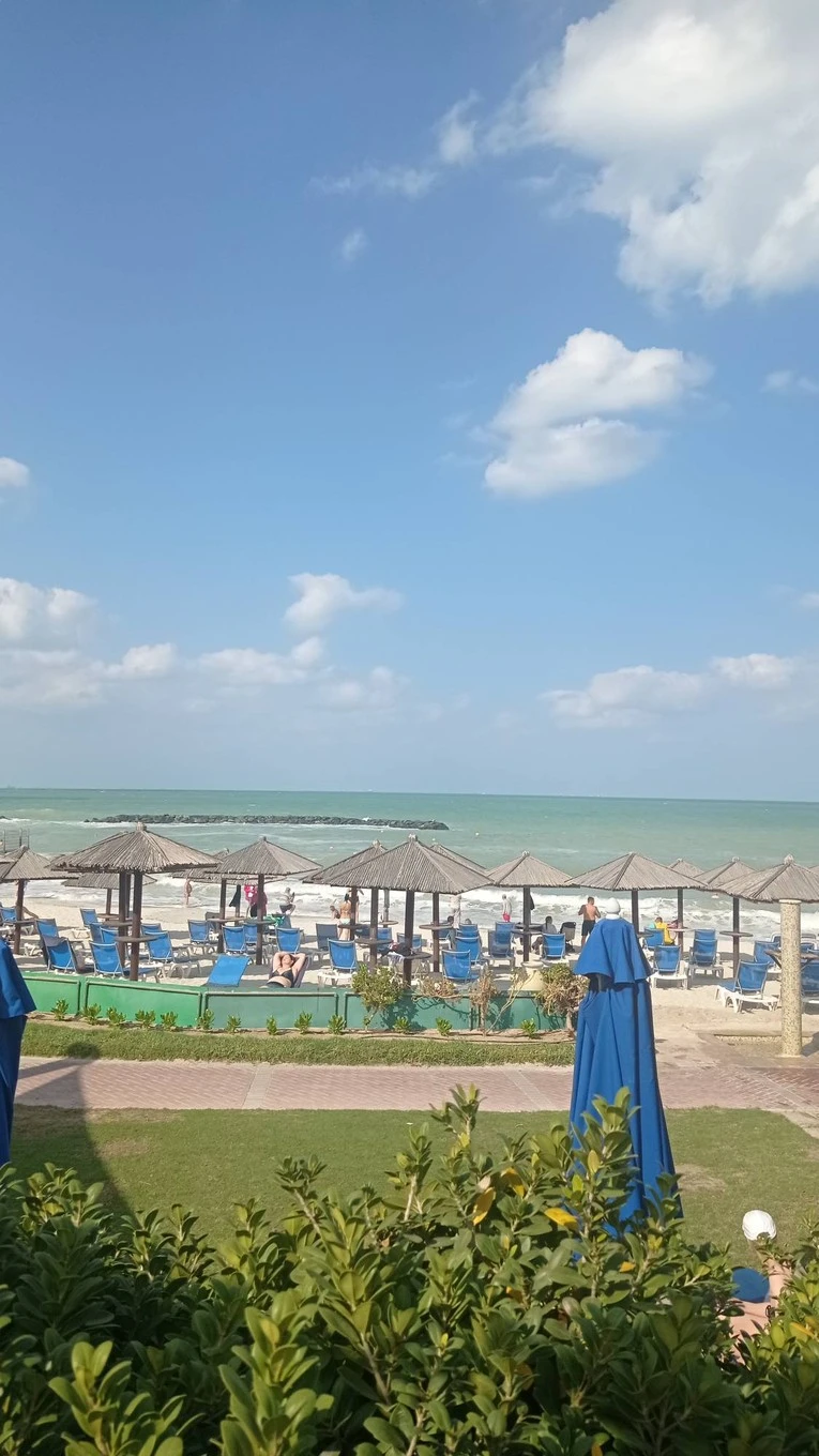 Фото отеля CORAL BEACH RESORT