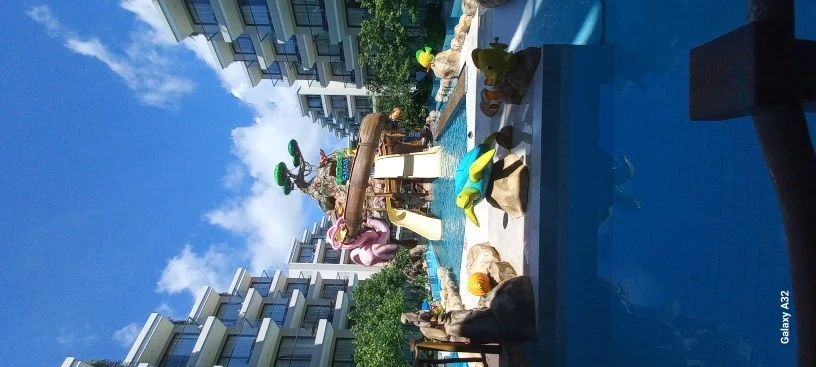 Фото отеля Phuket Emerald Beach Resort And Spa