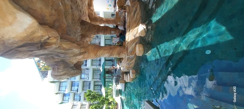 Фото отеля Phuket Emerald Beach Resort And Spa