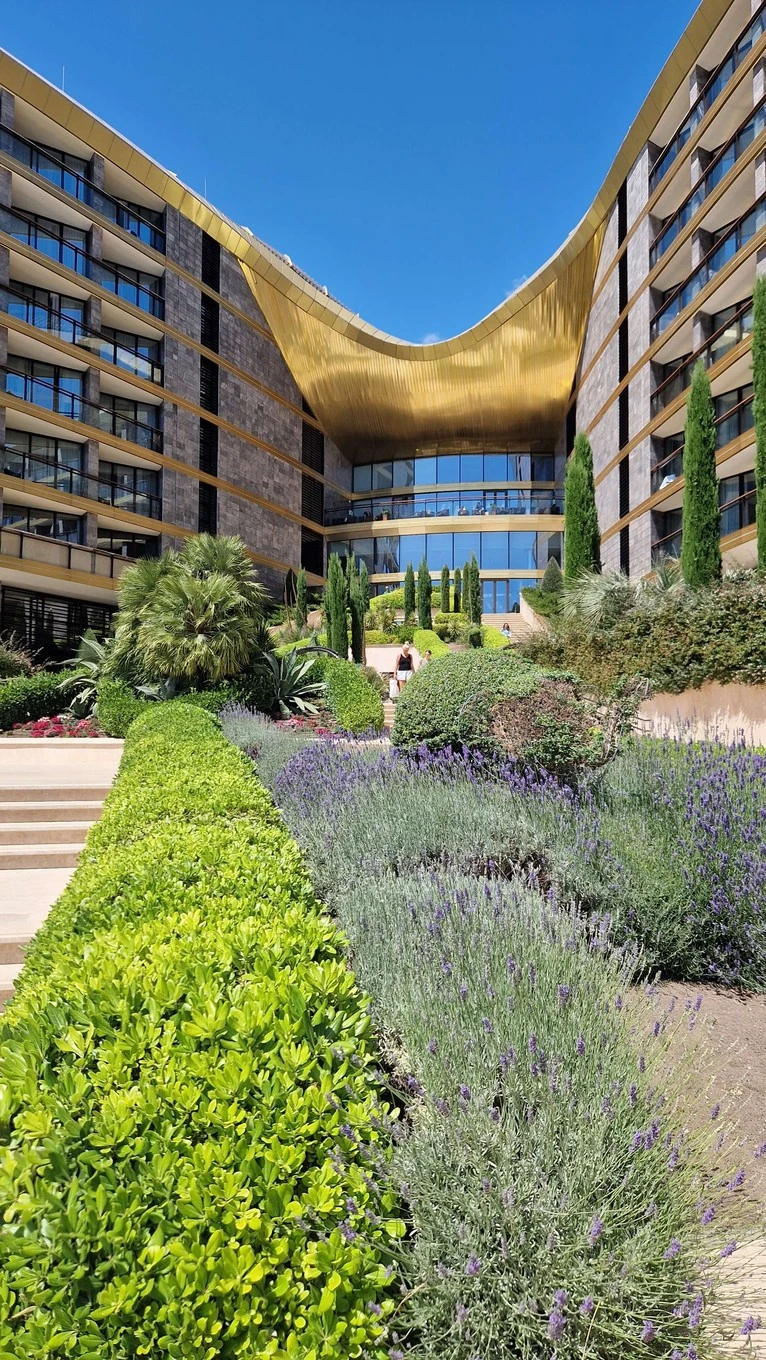 Фото отеля MRIYA RESORT & SPA (МРИЯ РЕЗОРТ)