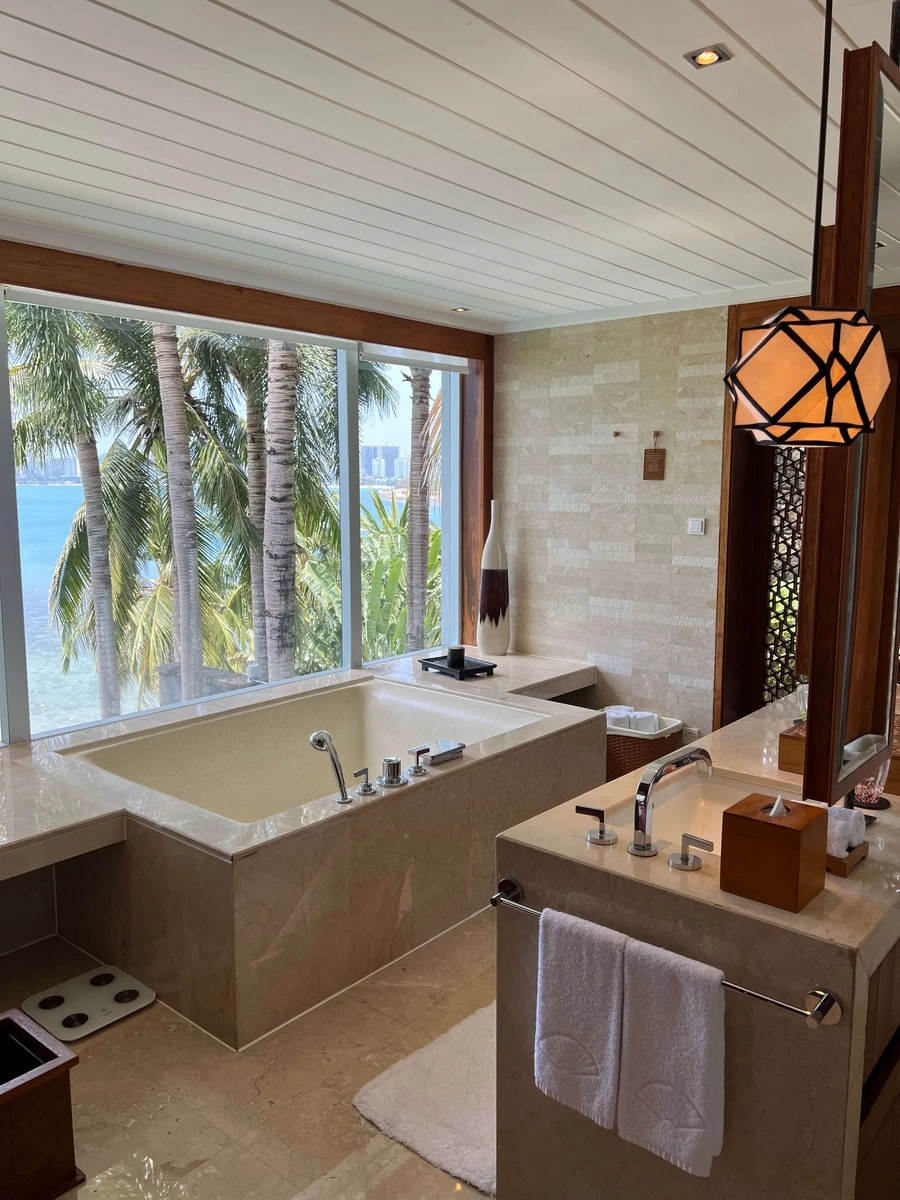 Фото отеля MANDARIN ORIENTAL