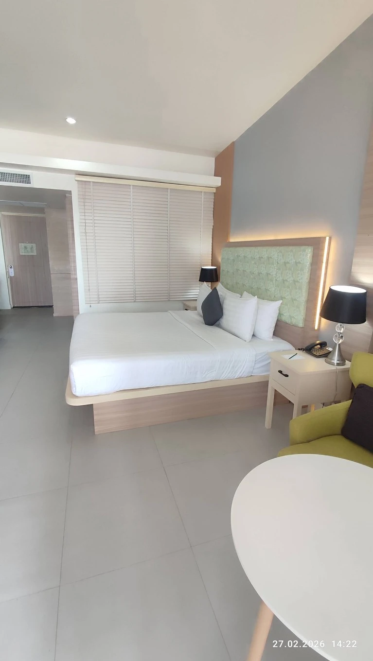 Фото отеля THE BRIZA BEACH RESORT KHAO LAK