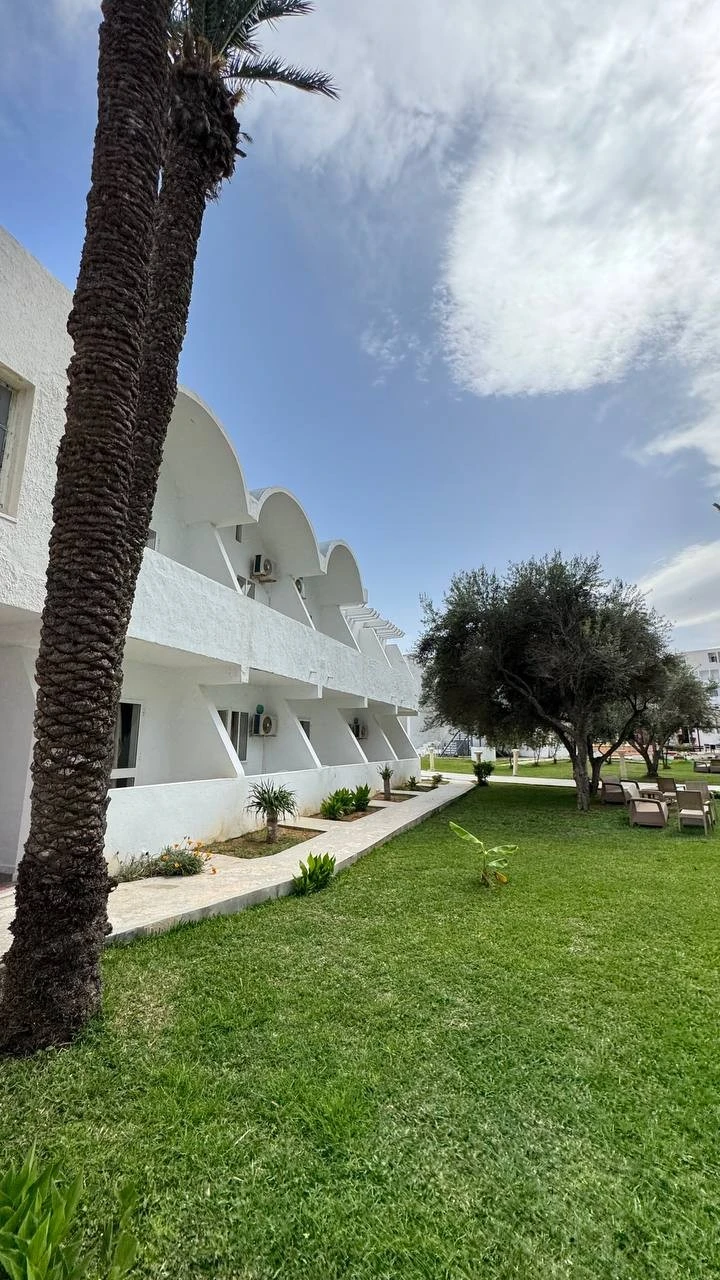 Фото отеля BEST BEACH HOTEL