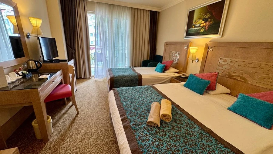 Фото отеля CRYSTAL DE LUXE RESORT & SPA