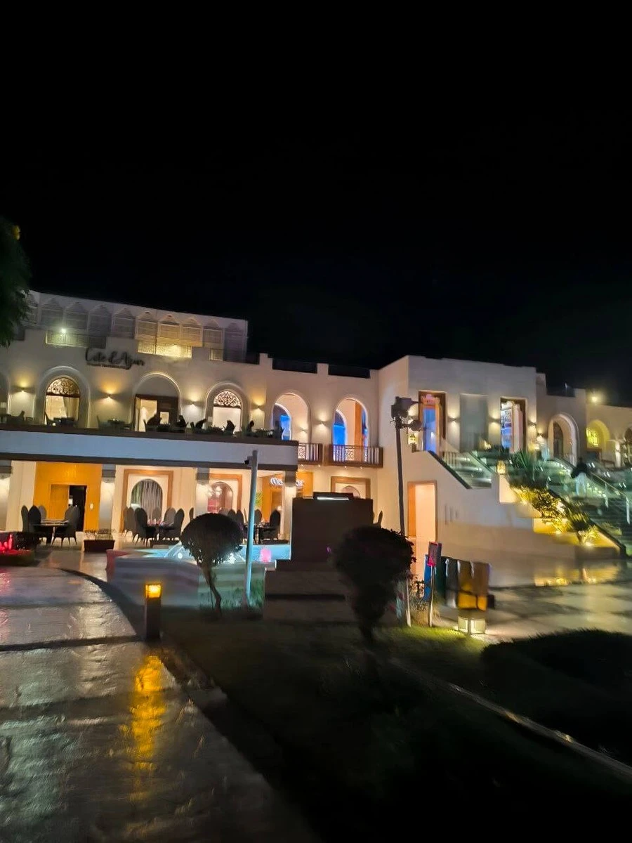 Фото отеля SUNRISE ARABIAN BEACH RESORT