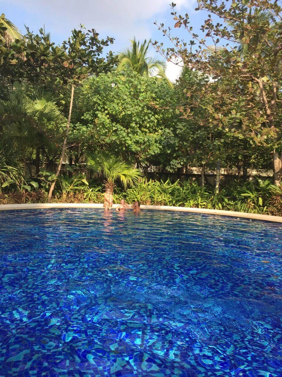 Фото отеля ALOHA OCEANFRONT SUITE RESORT