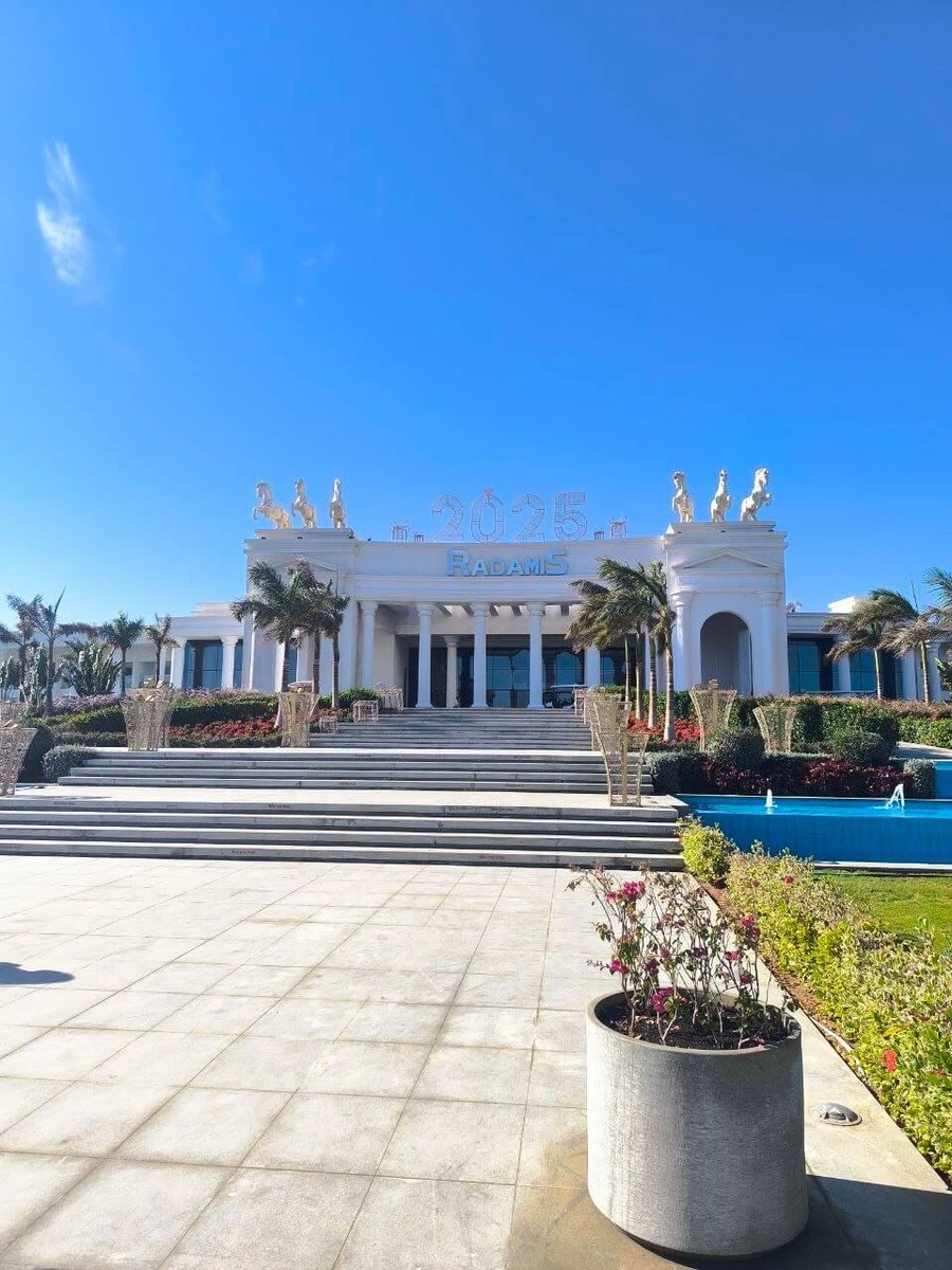 Фото отеля RIXOS RADAMIS BLUE PLANET HOTEL