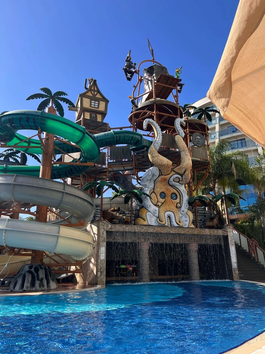 Фото отеля LONG BEACH