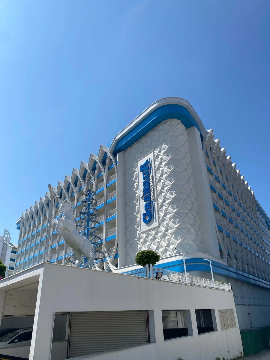 Фото отеля GRANADA LUXURY BEACH HOTEL