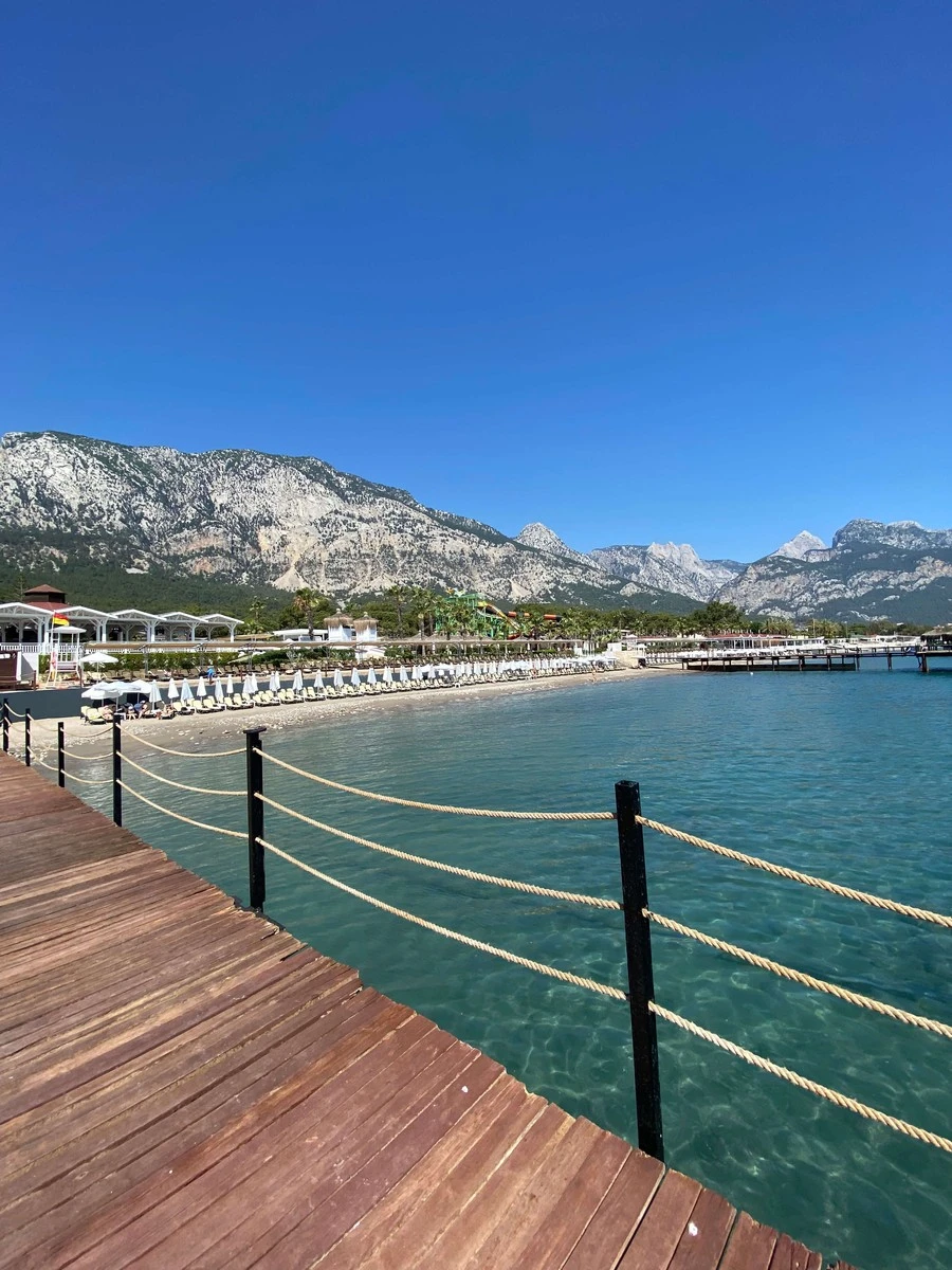 Фото отеля CRYSTAL FLORA BEACH RESORT