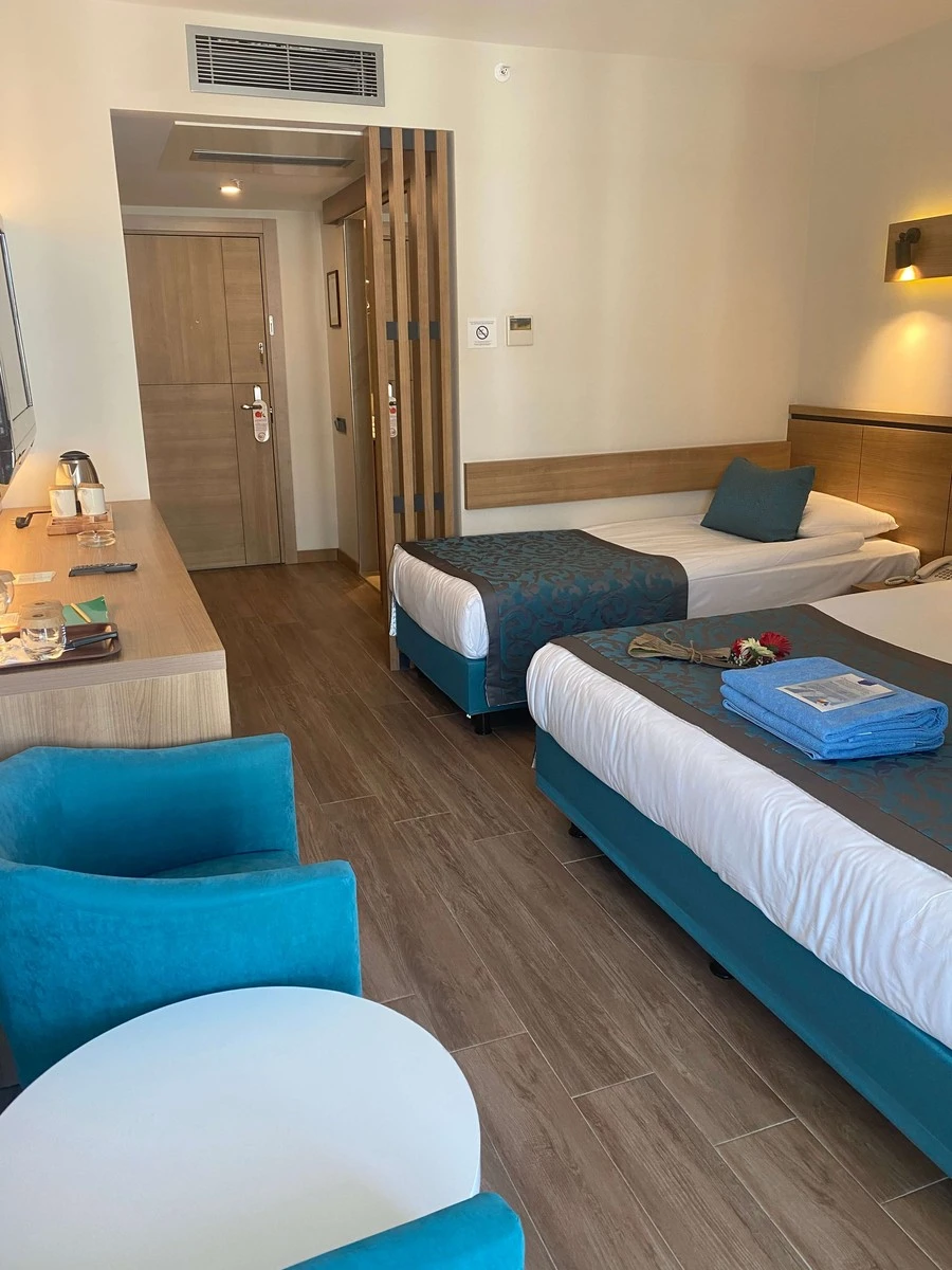 Фото отеля MERYAN