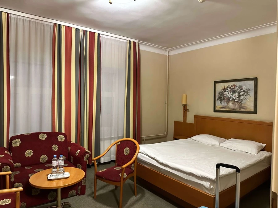 Фото отеля ОКТЯБРЬСКАЯ