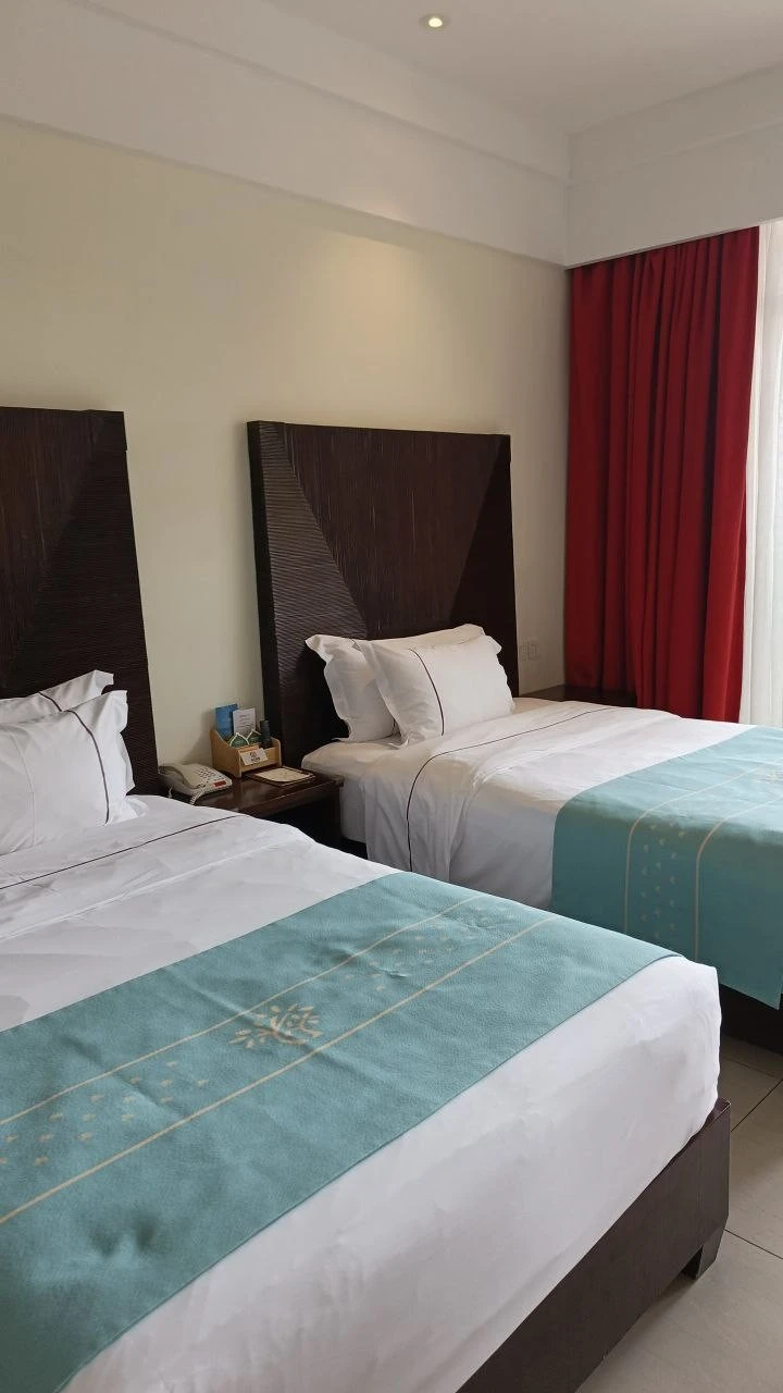 Фото отеля MANGROVE TREE RESORT YALONG BAY