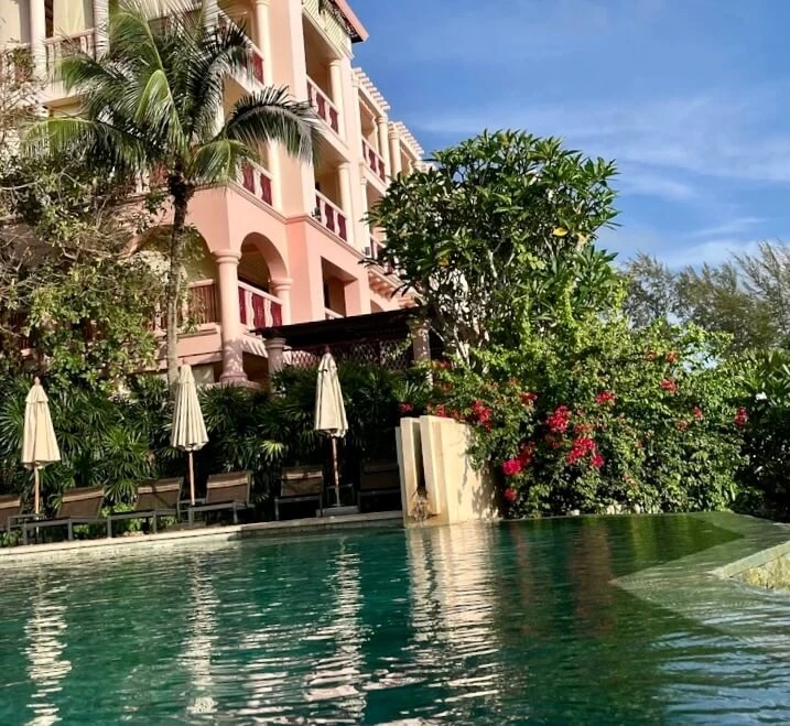 Фото отеля CENTARA GRAND BEACH RESORT PHUKET