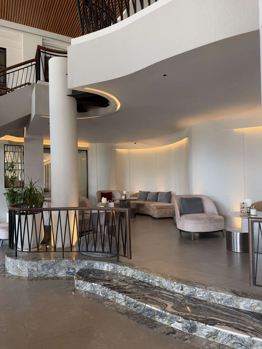 Фото отеля AMORA BEACH RESORT