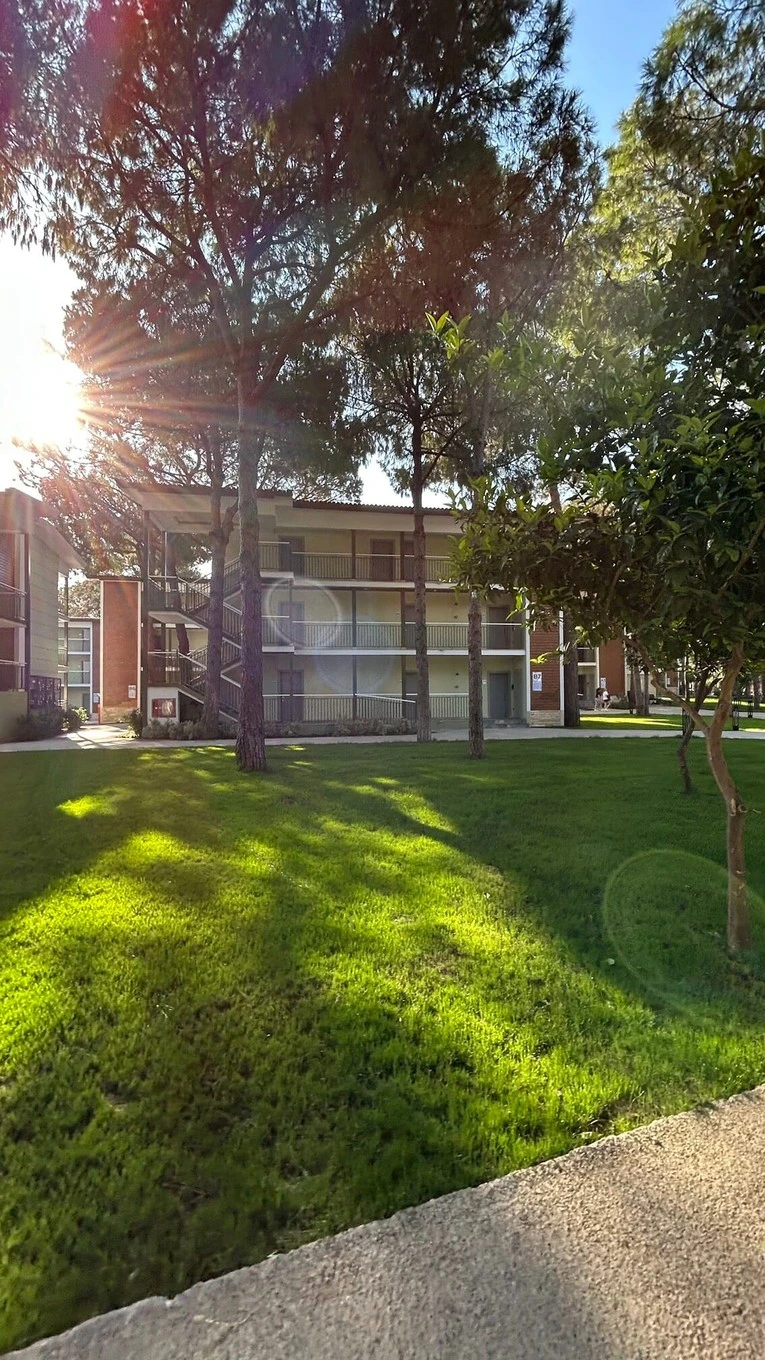 Фото отеля CRYSTAL FLORA BEACH RESORT