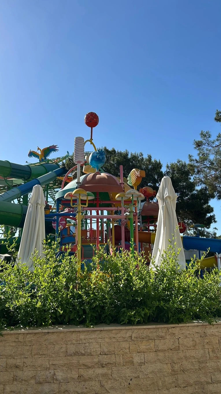 Фото отеля CRYSTAL FLORA BEACH RESORT