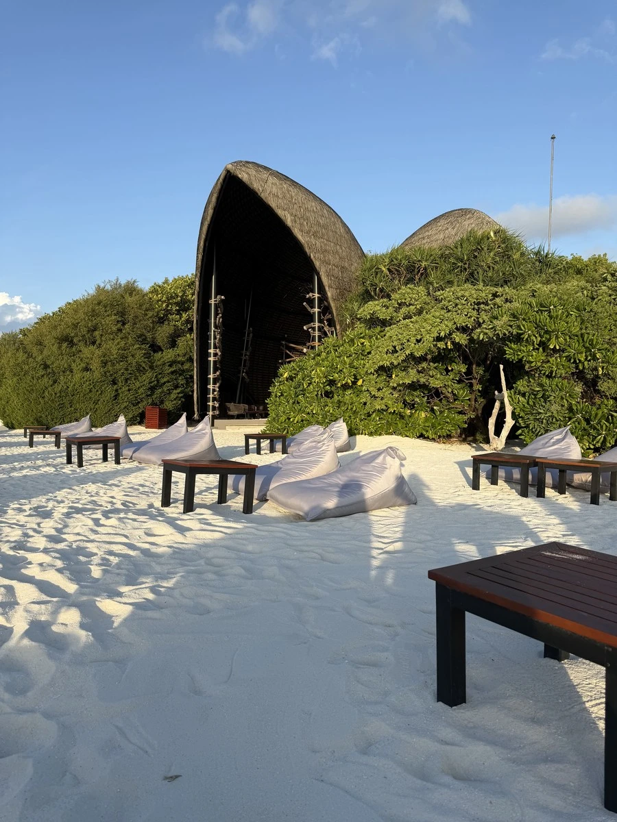 Фото отеля DHIGALI MALDIVES