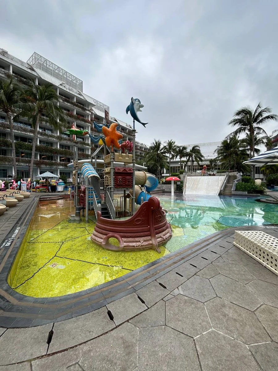 Фото отеля PALACE RESORT YALONG BAY SANYA