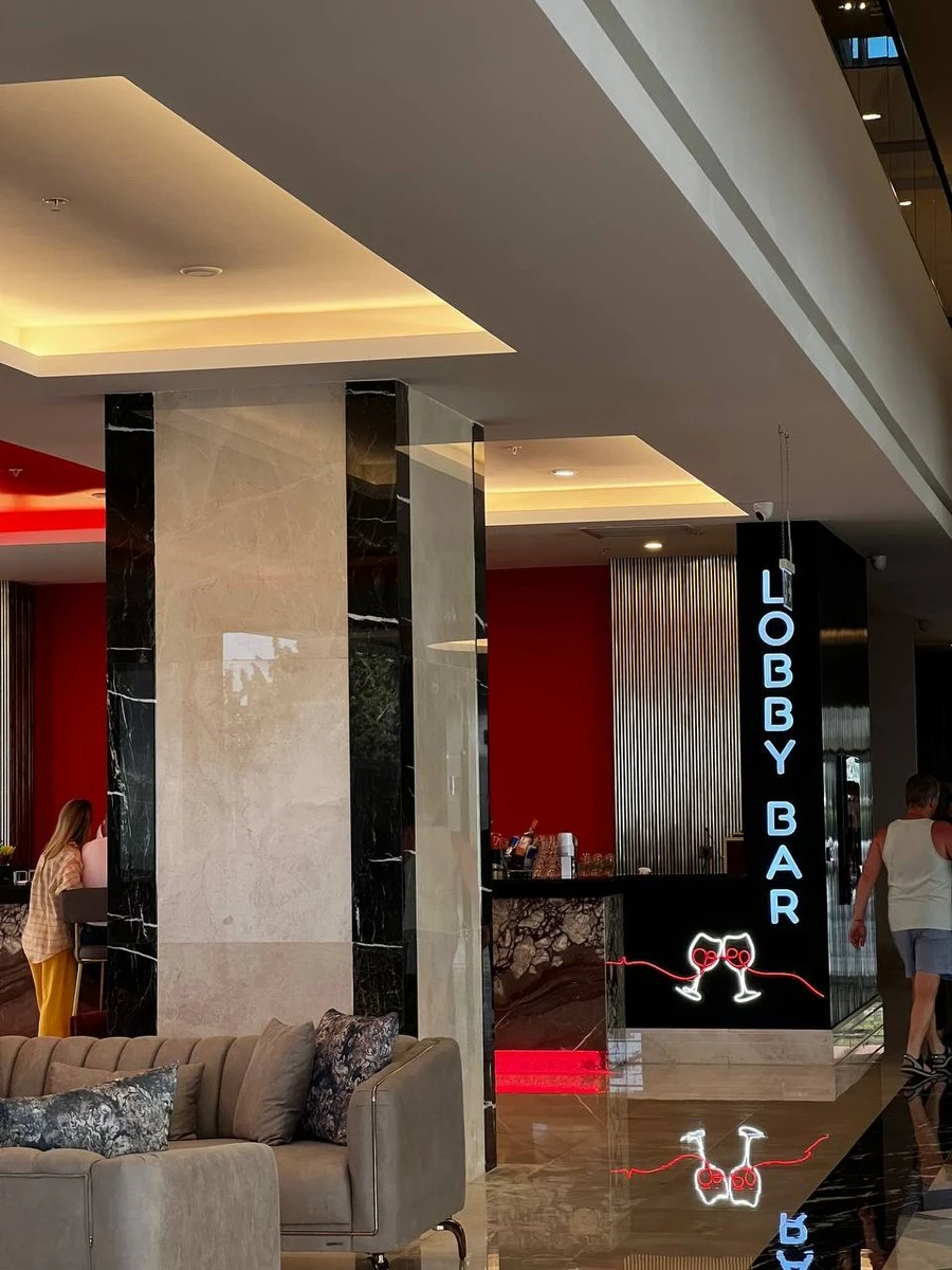 Фото отеля GRANADA LUXURY RED ADULTS ONLY