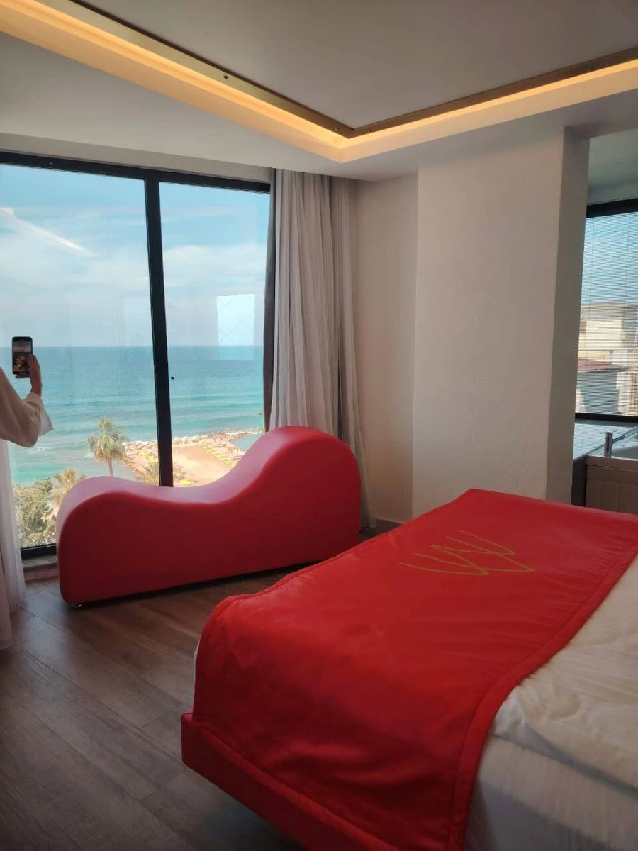 Фото отеля GRANADA LUXURY RED ADULTS ONLY