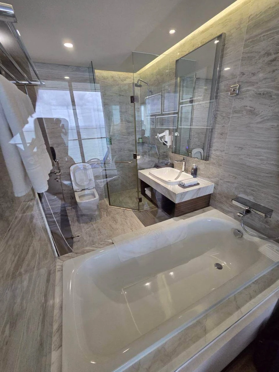 Фото отеля QUEEN ANN NHA TRANG