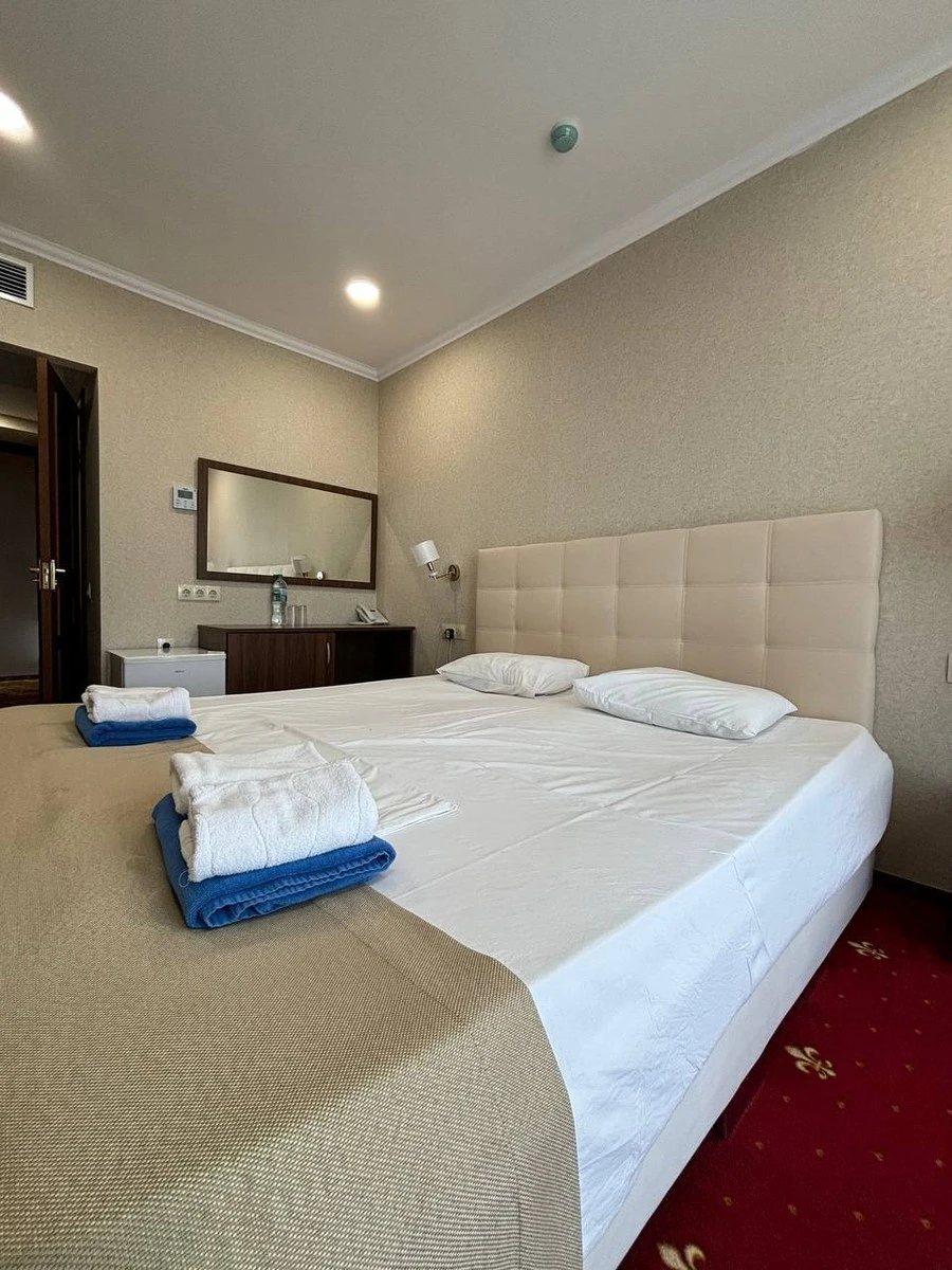 Фото отеля ГРАНД ОТЕЛЬ АБХАЗИЯ