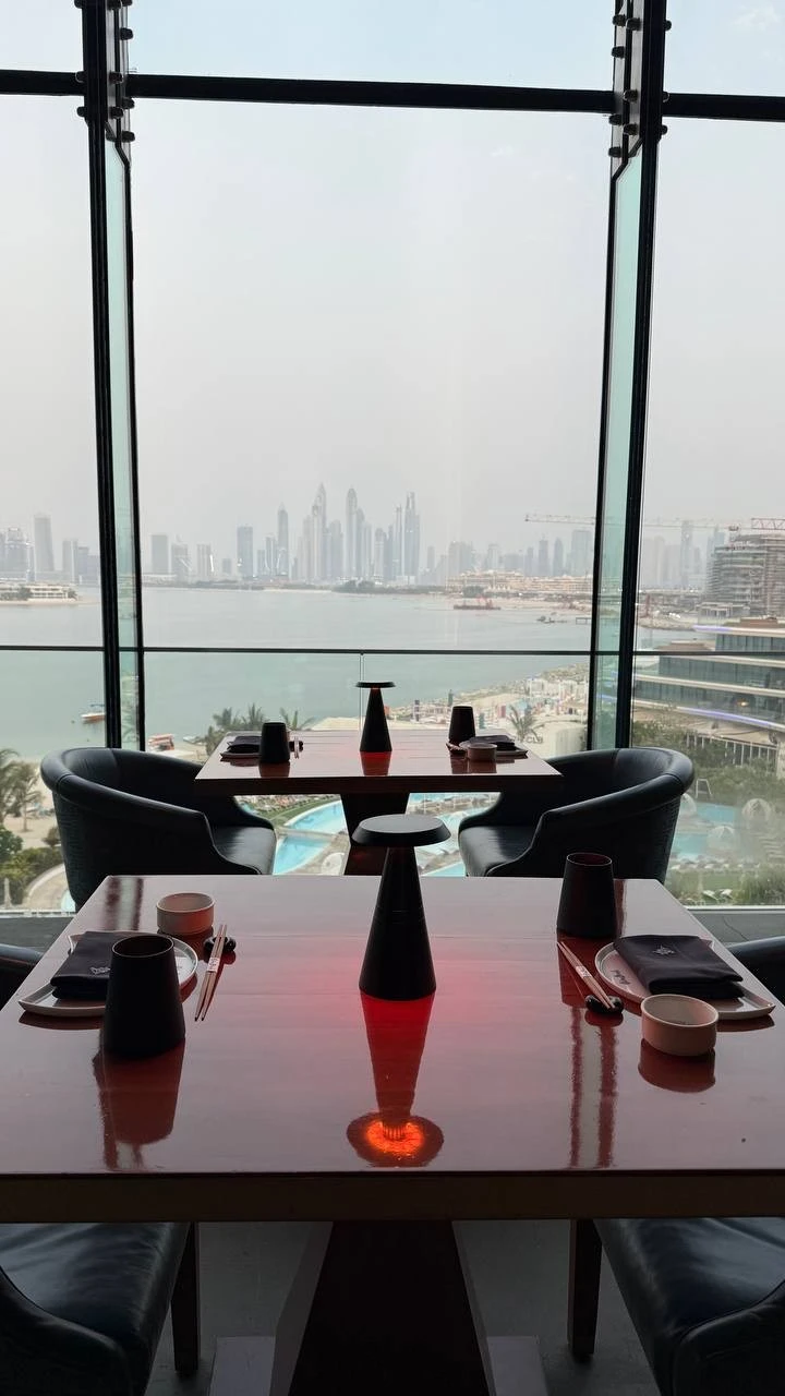 Фото отеля W DUBAI THE PALM