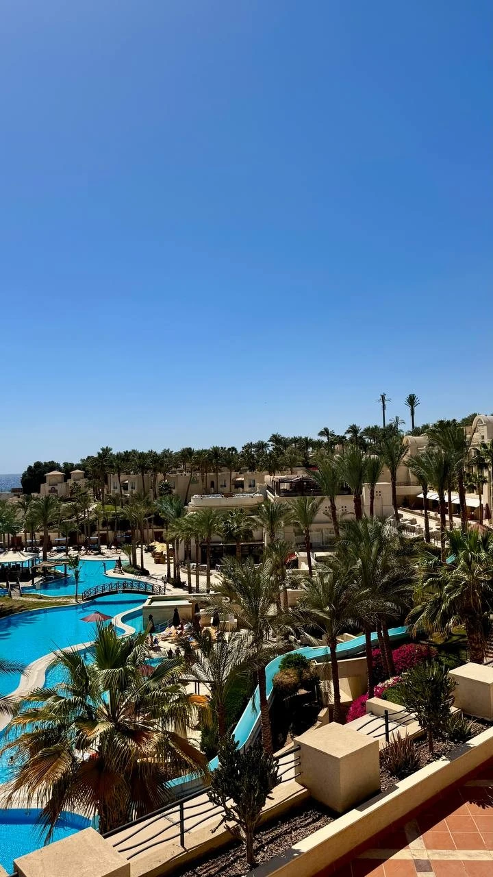 Фото отеля GRAND ROTANA RESORT & SPA