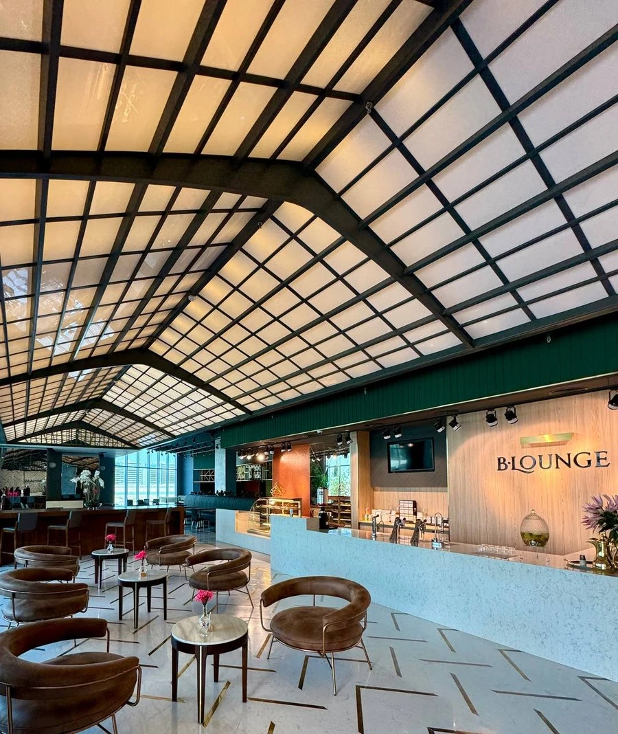 Фото отеля BARCELO RAMADA CITY