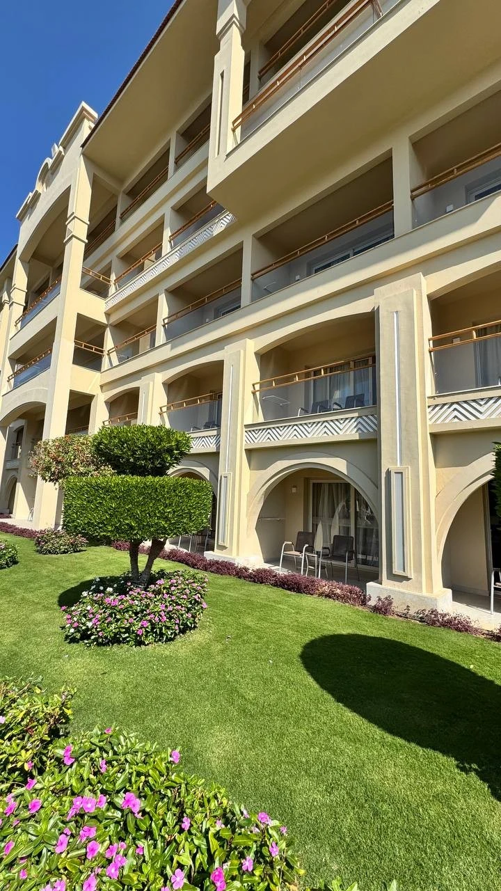 Фото отеля PICKALBATROS WHITE BEACH RESORT