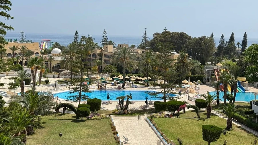 Фото отеля RIVIERA RESORT