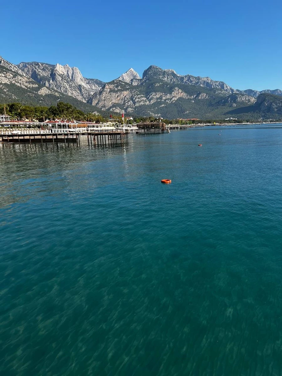 Фото отеля CRYSTAL FLORA BEACH RESORT