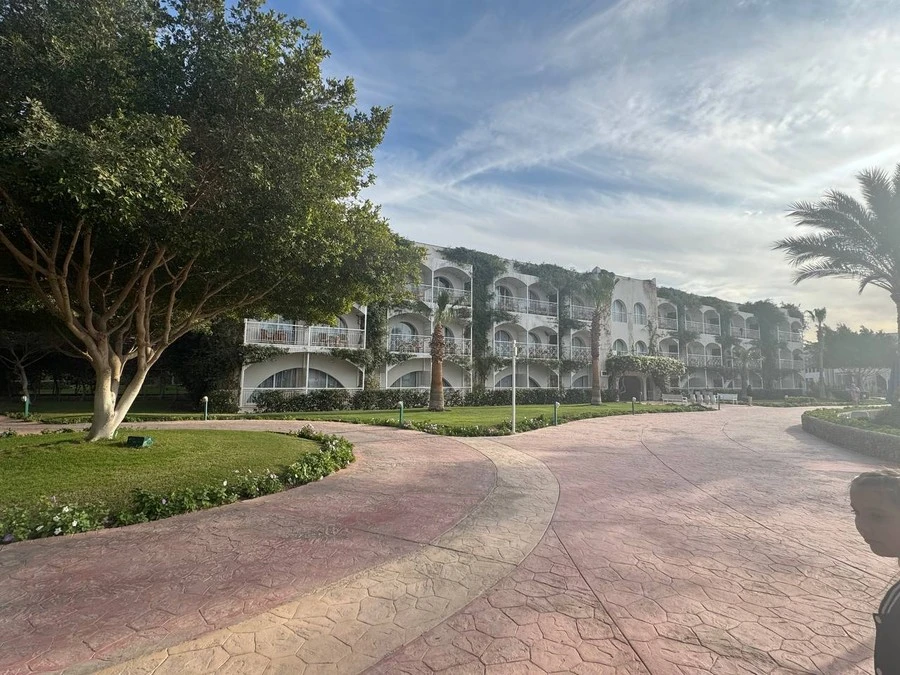 Фото отеля DESERT ROSE RESORT