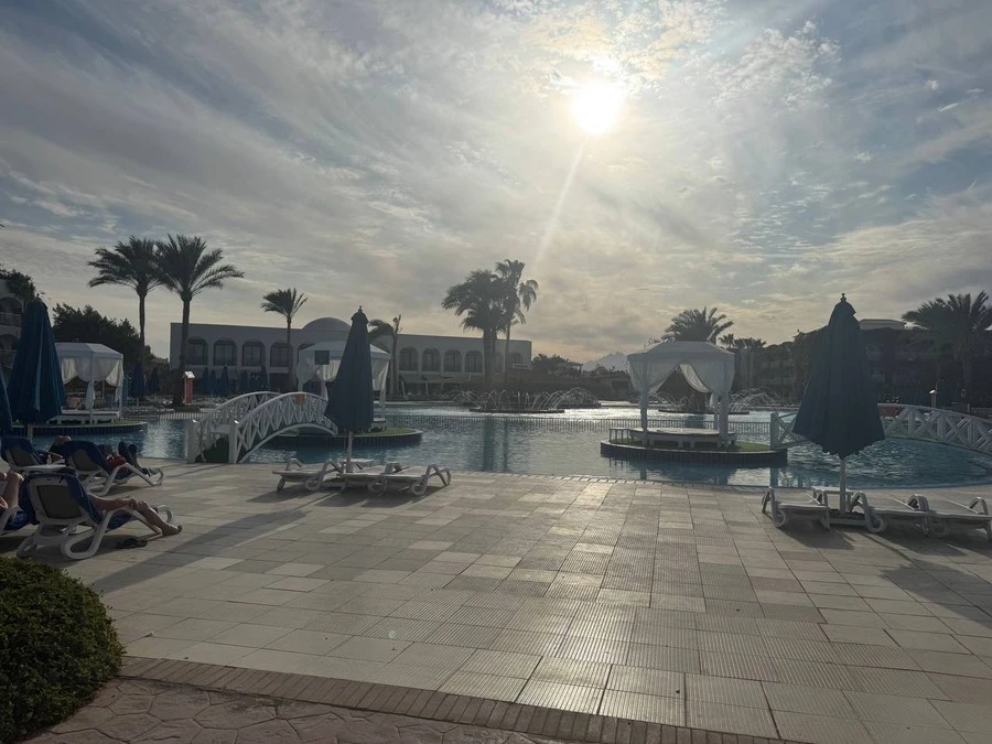 Фото отеля DESERT ROSE RESORT