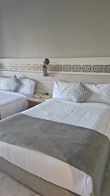 Фото отеля SUNRISE ARABIAN BEACH RESORT