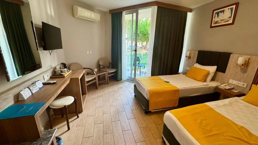 Фото отеля LONICERA WORLD HOTEL