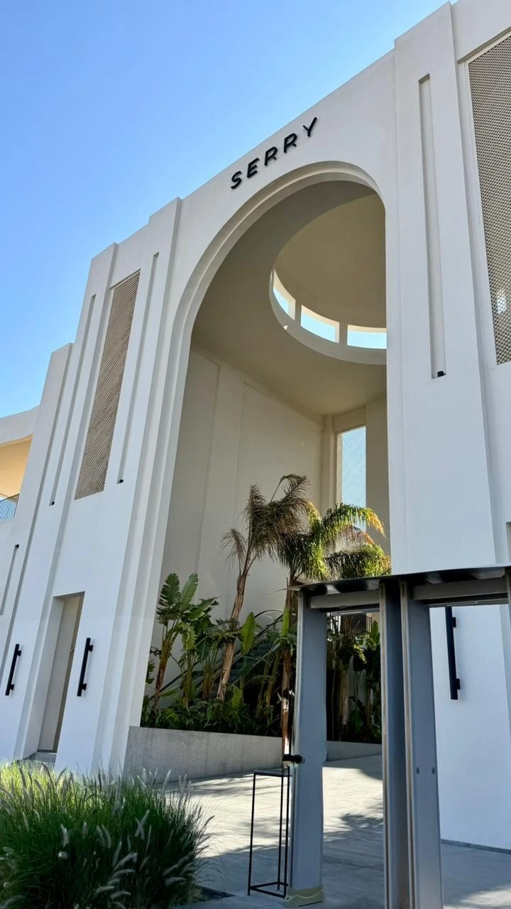 Фото отеля SERRY BEACH RESORT