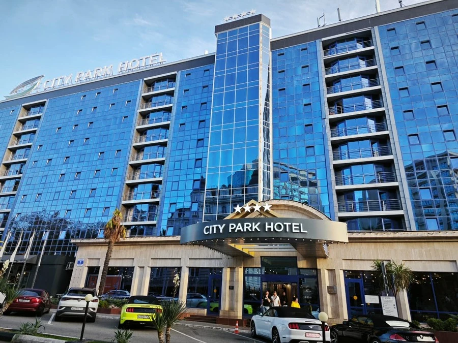 Фото отеля CITY PARK HOTEL SOCHI (EX. МАРИНС ПАРК)